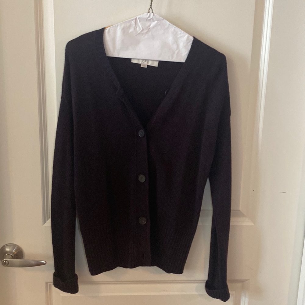 Like New Button Up Cardigan Sweater